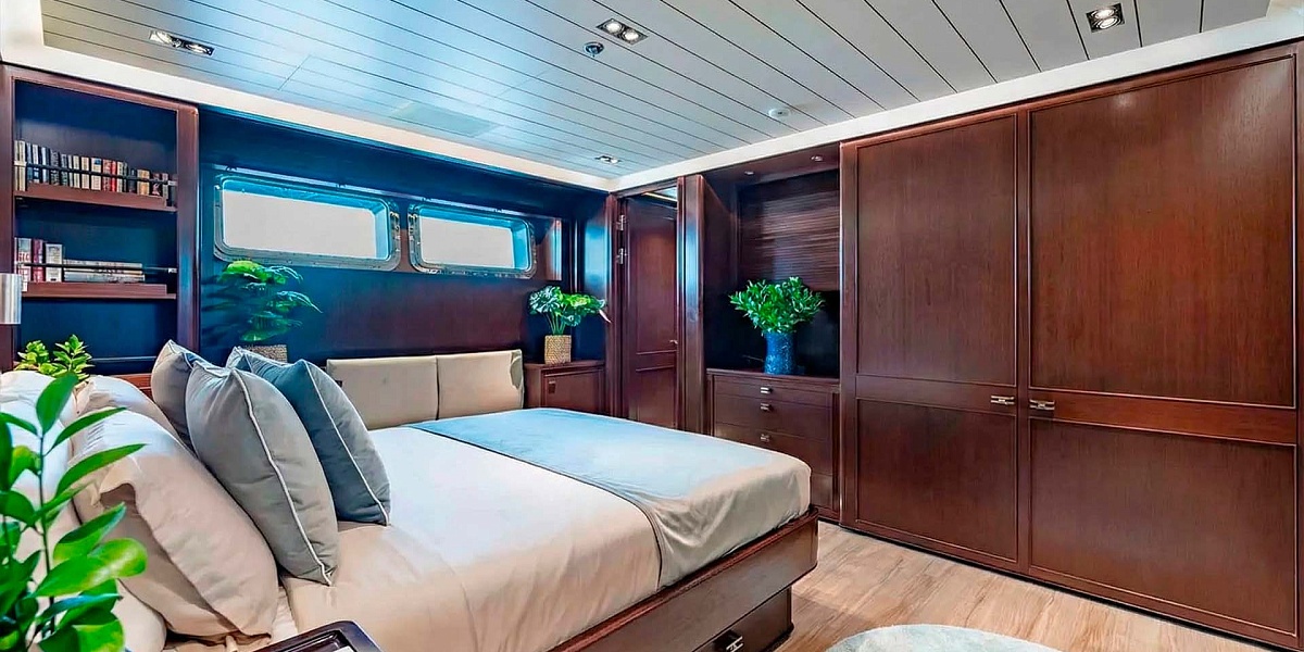 Аренда мега яхты Picchiotti - Galileo на Пхукете